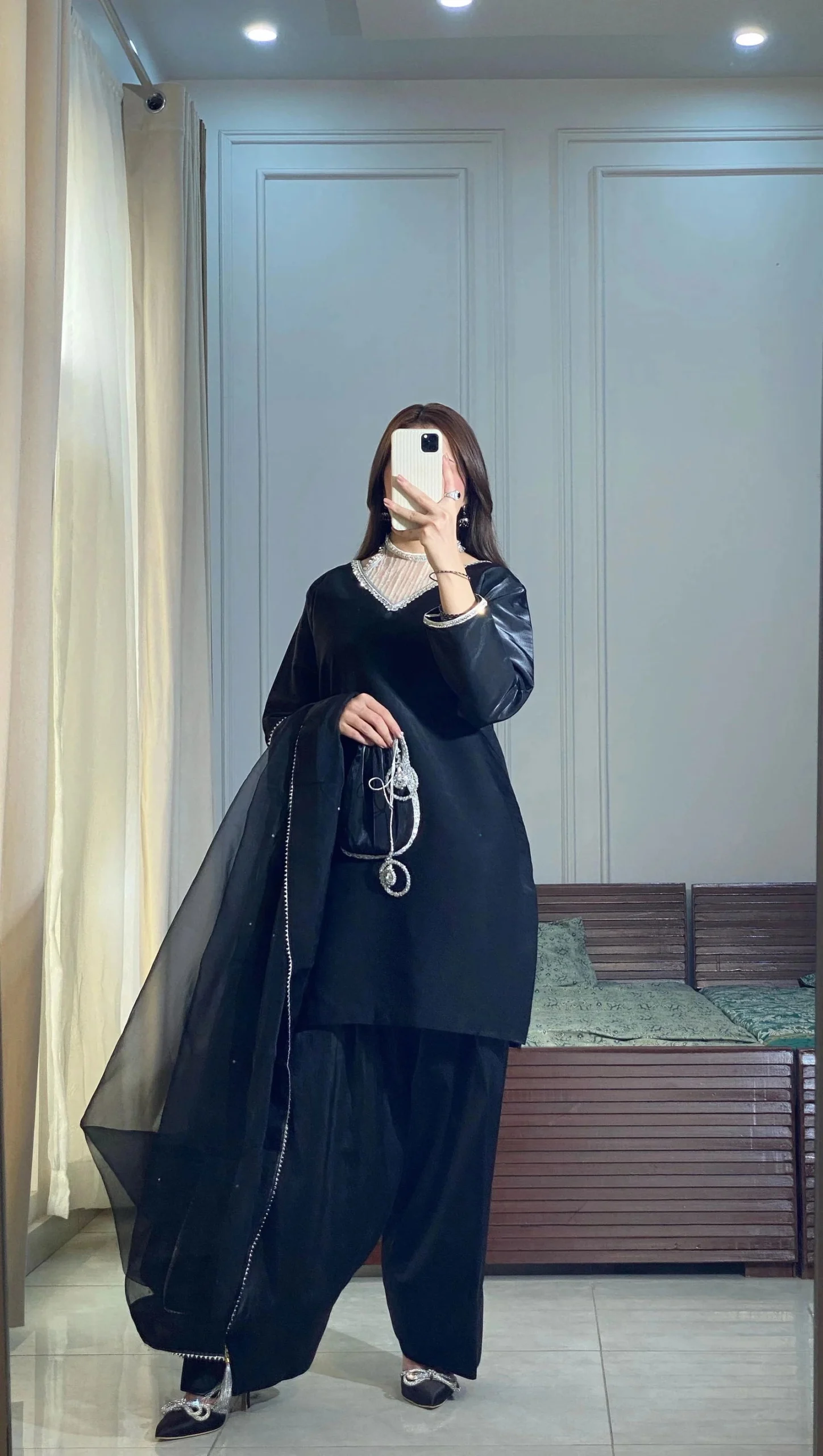 Black_Farshi_Shalwar_-_Mataish-8516515