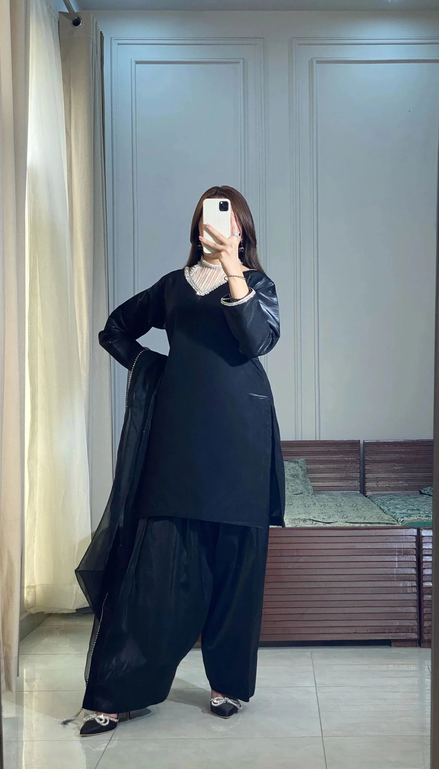 Black_Farshi_Shalwar_-_Mataish-8516515