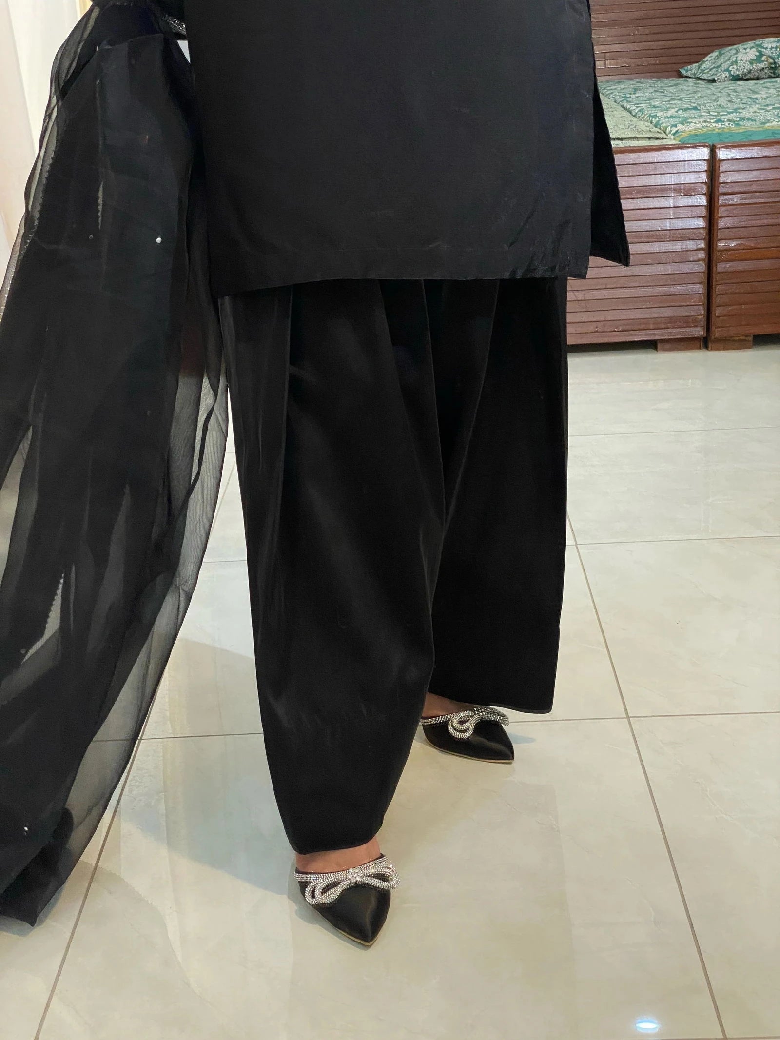 Black_Farshi_Shalwar_-_Mataish-8516515