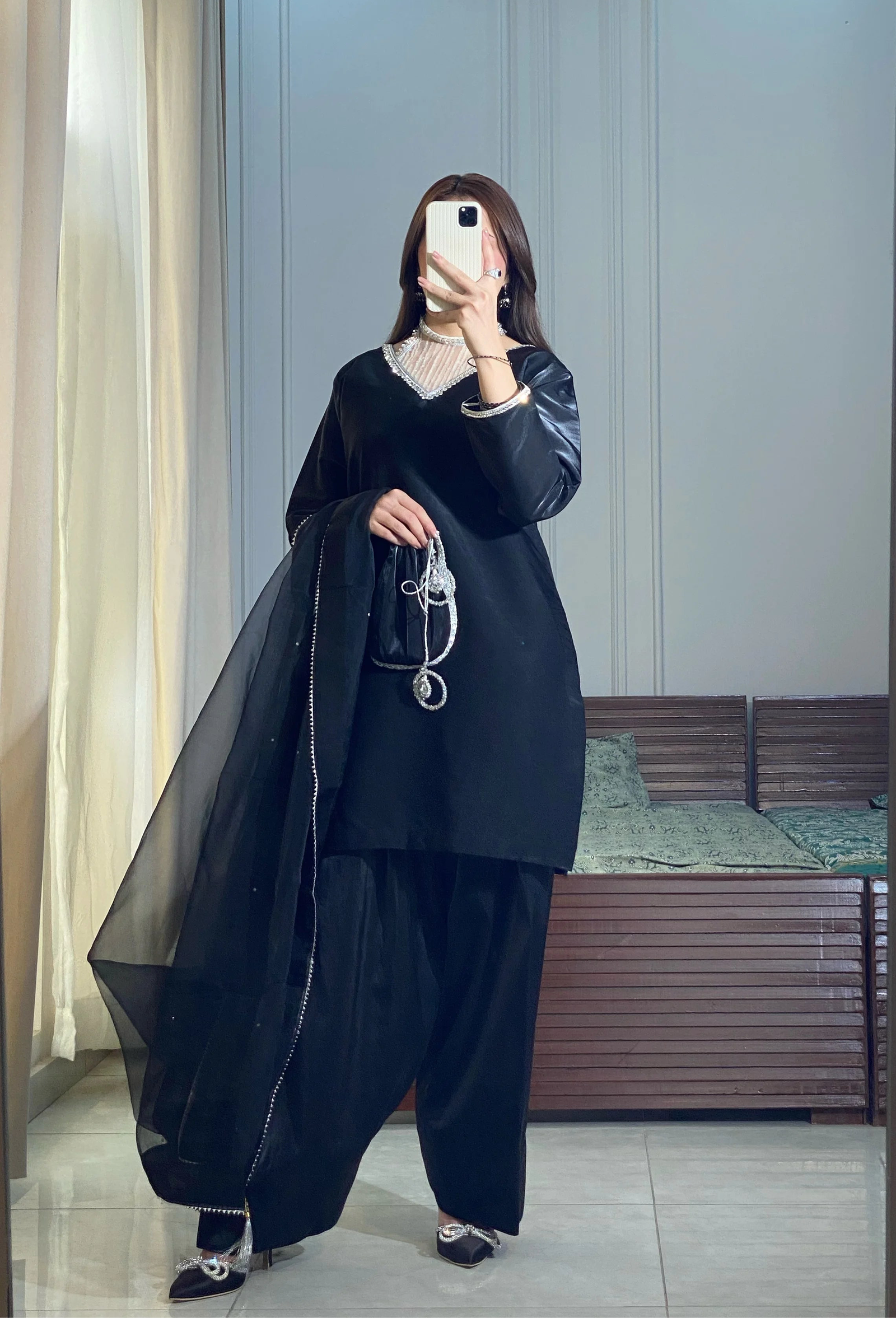 Black_Farshi_Shalwar_-_Mataish-8516515