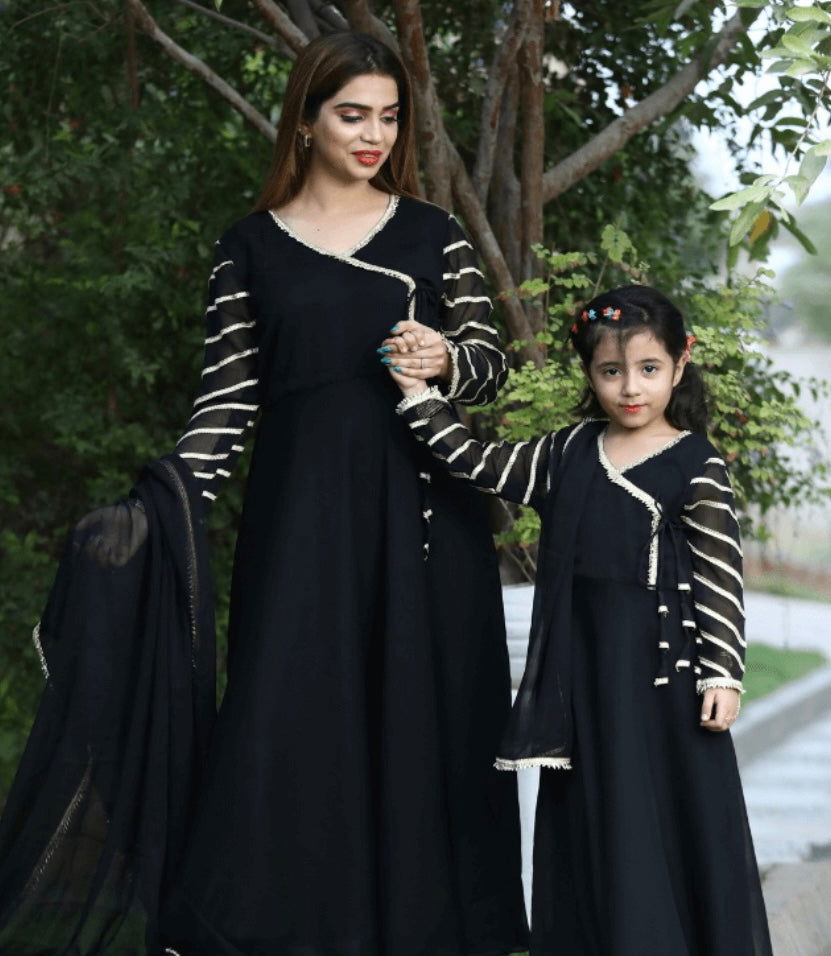 Black_Queen_-_Mataish-7990310