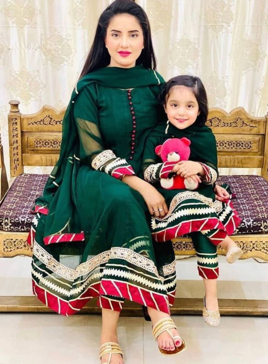 Haute_Couture_Kids_-_Mataish_Couture-5033476