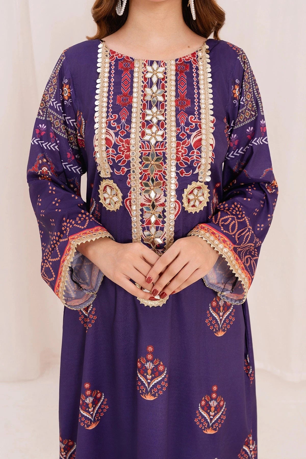 Meher_Gul_-_Mataish-8516666