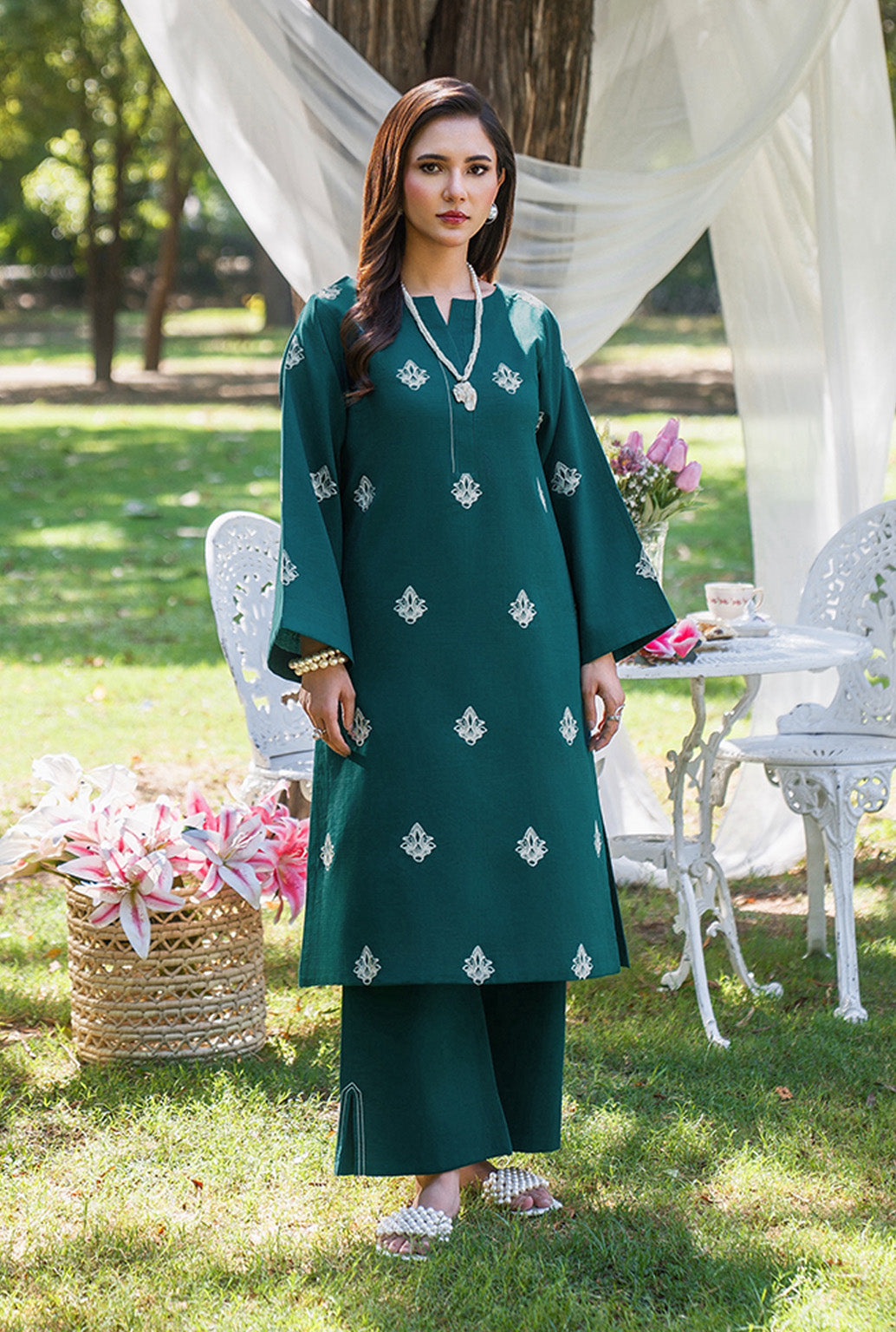 Sehrish_Kanwal_teal_green_DL-02_Ready_to_wear_2pc