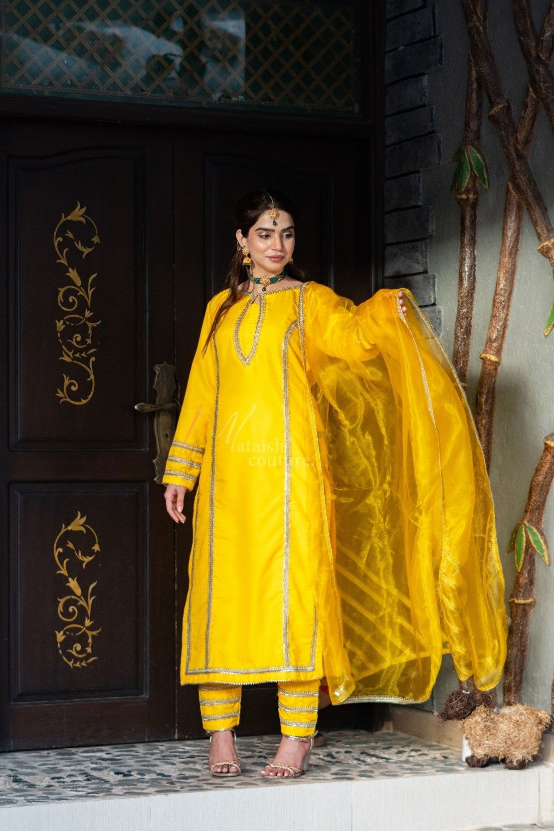 Yellow_Mayoun_Outfit_-_Mataish-7990563