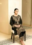 Black Obsidian ? Velvet Embellished 2-PC