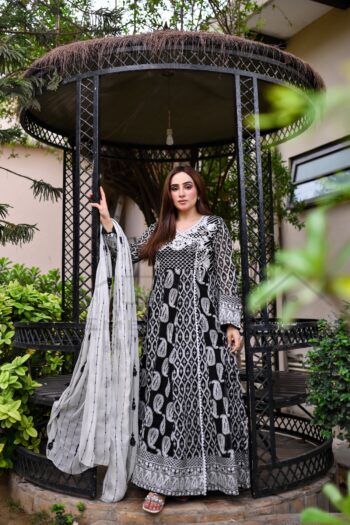KURTI 118-ALPHA LAVISH - BLACK & WHITE