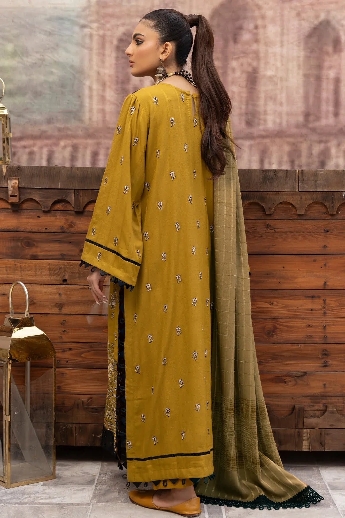 Dhanak-DH-27-Unstitched-Luxury-Embroidered-Dhanak-3PC-Kleren-28645834817719