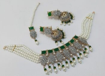 Green and White Pearl Necklace Set