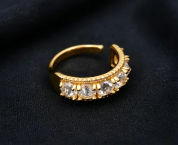 Gold Crystal Toe Ring