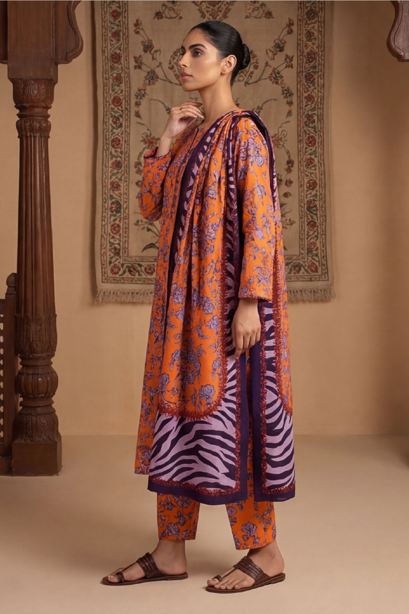 UNS-U-31-Unstitched-Printed-Lawn-3PC-Kleren-35429429674167