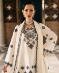 Elsa Embroidered 3PC set